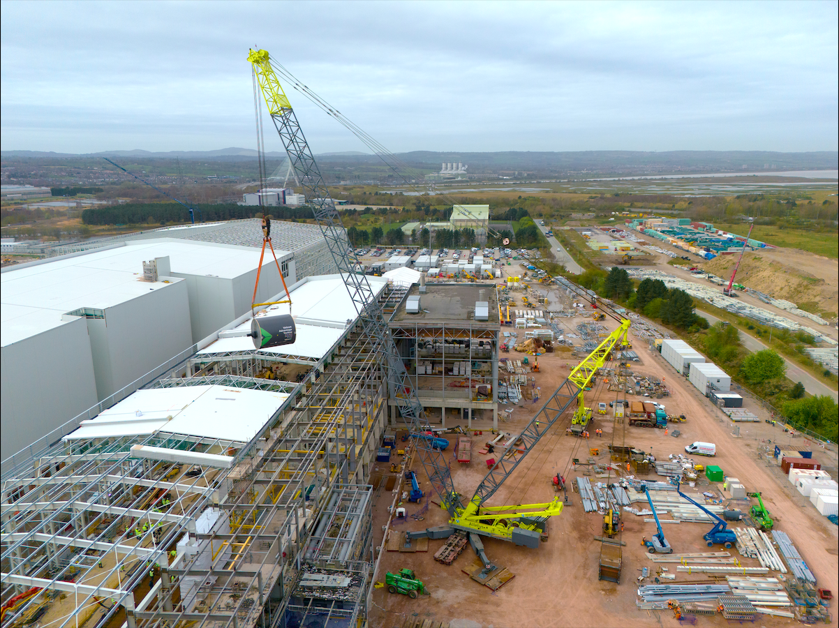Another Shotton Mill Milestone: 150-Tonne Yankee Dryer Cylinder Installed with Precision